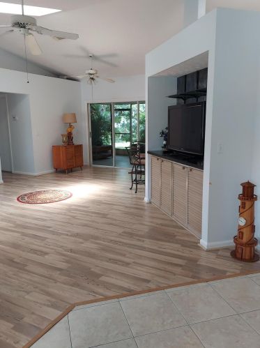 2525 Chestnut Ln, Fort Pierce, FL 34953-2993