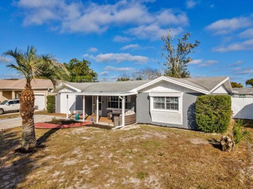 10826 Leeds Rd, Port Richey, FL 34668-2637