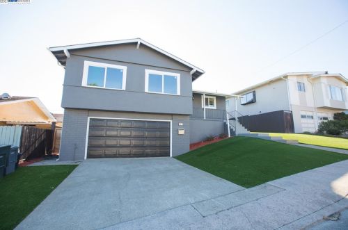 161 Emaron Dr, San Bruno, CA 94066-1610