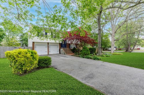 2 Teal Pl, Berkeley Township NJ  08721-1620 exterior