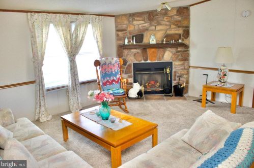 209 Persimmon Cir, Dover DE  19901-2535 exterior