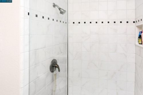 6325 Mt Olympus Dr, Hayward CA 94552-1935 exterior