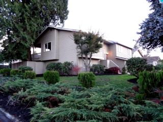 7556 40th Ave, Seattle, WA 98118-3731