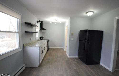 14 Adams Trl, Hopatcong NJ  07843-1278 exterior