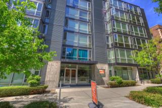 115 Warren Ave, Seattle WA  98109-4928 exterior