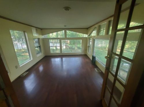 560 Indian Creek Dr, Stone Mountain, GA 30083-4434