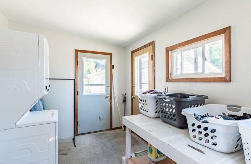 302 Calhoun St, Mount Vernon OH  43050-2012 exterior