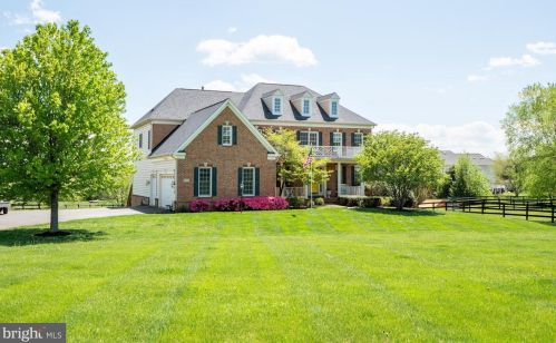 12934 Picnic Woods Rd, Lovettsville, VA 20180-2962