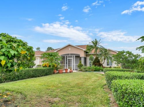 3265 52 Ave, Naples FL  34120-1797 exterior