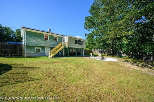 771 Bennetts Mills Rd, Jackson Twp NJ 08527-3848 exterior