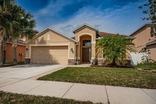 8705 Deep Maple Dr, Riverview FL  33578-8980 exterior