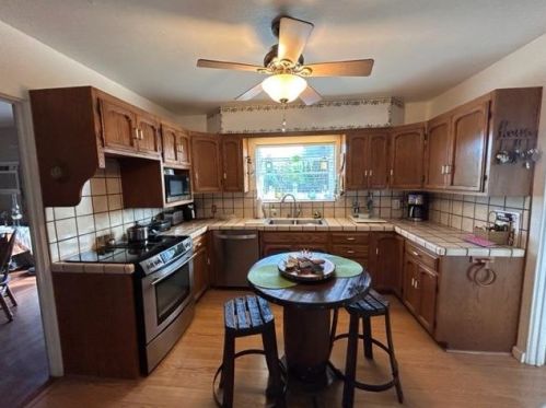 7537 Langworth Rd, Valley Home, CA 95361-7818