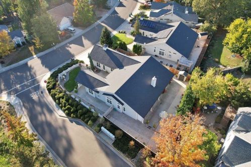 125 Scotia Pne Cir, Grass Valley CA  95945-5418 exterior