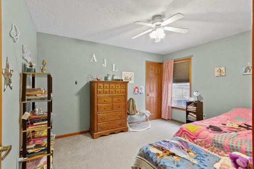 401 Highview Dr, Bellefontaine OH  43311-9145 exterior