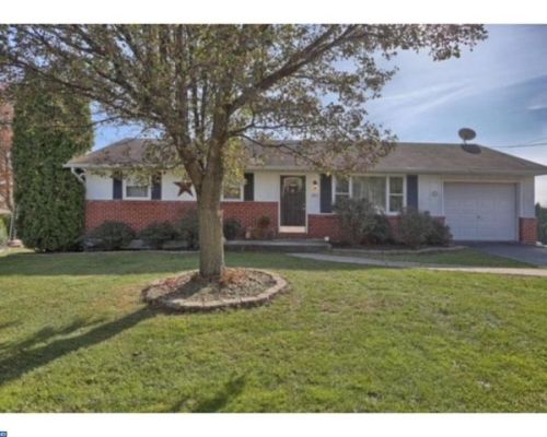 413 Florence Ave, Moselem, PA 19526-8319