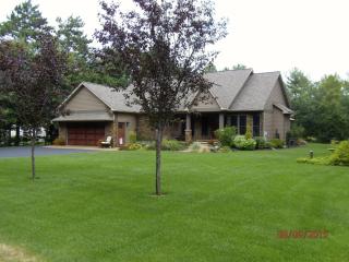 1864 Sharon Ln, Peplin WI  54455-9399 exterior