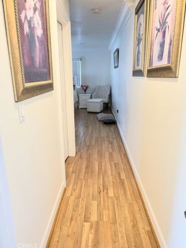 11803 Casimir Ave, Hawthorne CA  90250-1994 exterior