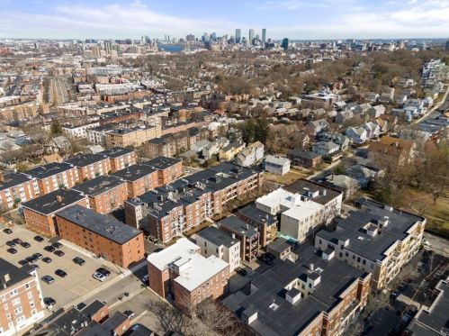 324 Summit Ave, Boston MA  exterior