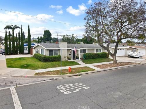 727 Hart St, Orange, CA 92867-7327