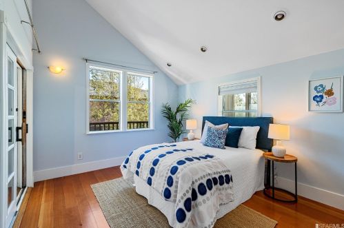 1091 67th St, Oakland CA 94608-1211 exterior