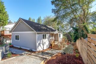 2023 17 Ave, Seattle WA  98144-4312 exterior