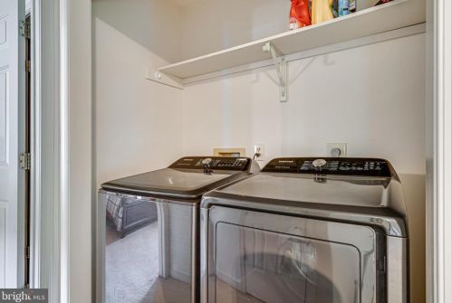 6404 Forest Grove Dr, Fredericksburg VA  22407-6344 exterior