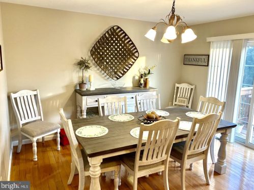 546 Meadow Croft Cir, Navy Sup Dpt, PA 17055-5862