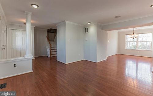 142 Laurel Trl, Swedesboro NJ  08085-4074 exterior