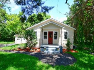 3444 Round Lk Rd, Zellwood FL  32798-5404 exterior