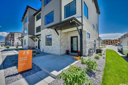 373 900, Highland UT  84003-1985 exterior