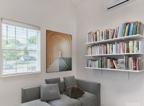 15414 Cuda Dr, Bakersfield CA  93307-9279 exterior