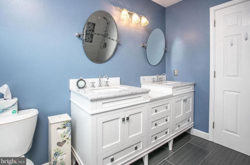 109 Joan Dr, Collegeville PA  19426-1958 exterior