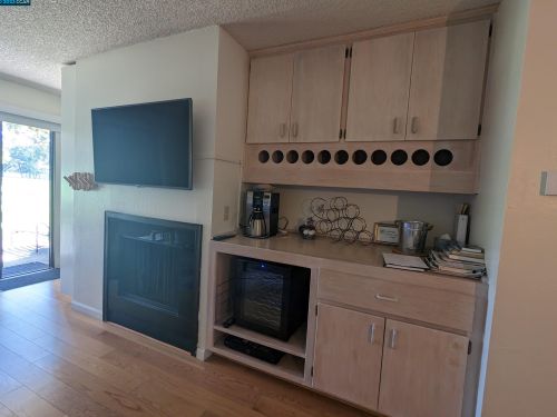 717 Cottage Dr, Fairfield, CA 94558-1247