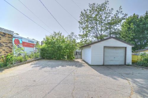 1028 Ironwood, Mishawaka IN  46544-4406 exterior