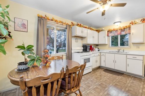 8329 106th St, Milwaukee, WI 53224-2611