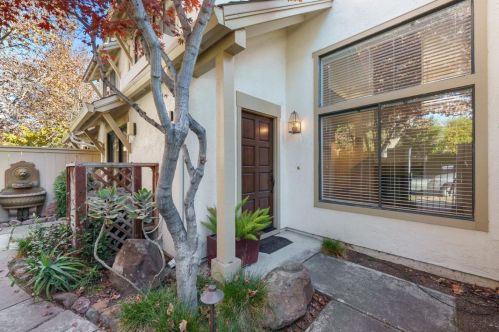 1816 Ashmeade Ct, San Jose, CA 95125-5939