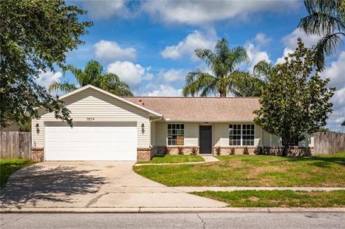 3634 Fox Hollow Dr, Orlando, FL 32829-8783
