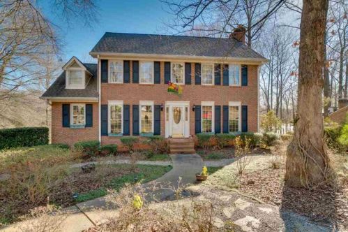 137 Waterford Dr, Inman SC  29349-6704 exterior