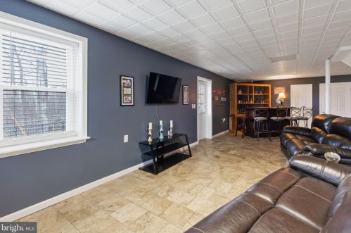 23 Yellowbreeches Rd, Carlisle PA  17015-9174 exterior