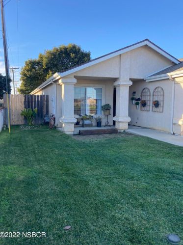 1131 Pacheco St, Guadalupe, CA 93434-1415
