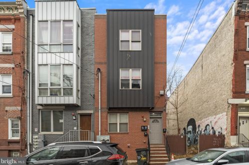 1818 17th St, Philadelphia PA  19145-2146 exterior