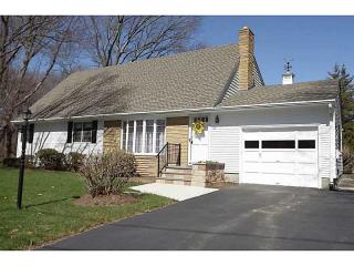 53 Priscilla Dr, Cranston RI  02921-1517 exterior