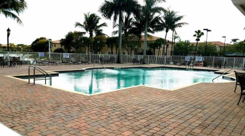 8385 25th Ct, Hollywood FL  33025-2985 exterior