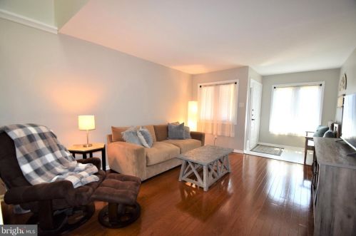 5538 Doral Dr, Wilmington DE  19808-2629 exterior