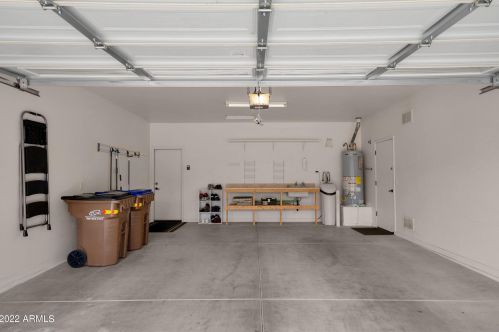 584 Twin Peaks Pkwy, San Tan Valley AZ  85143-5828 exterior