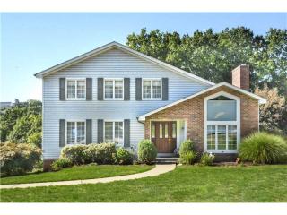 135 Huron Dr, Collier Township, PA 15106-1826