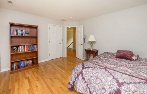 15 Coventry Ln, Salem NH 03079-1369 exterior