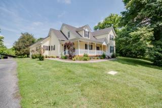 1772 Old Hillsboro Rd, Franklin TN  37069-4743 exterior