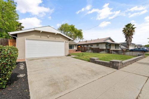 5498 Yale Dr, San Jose, CA 95118-3464