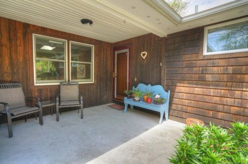 85 Brookshaven Rd, Groton, CT 06340-3805
